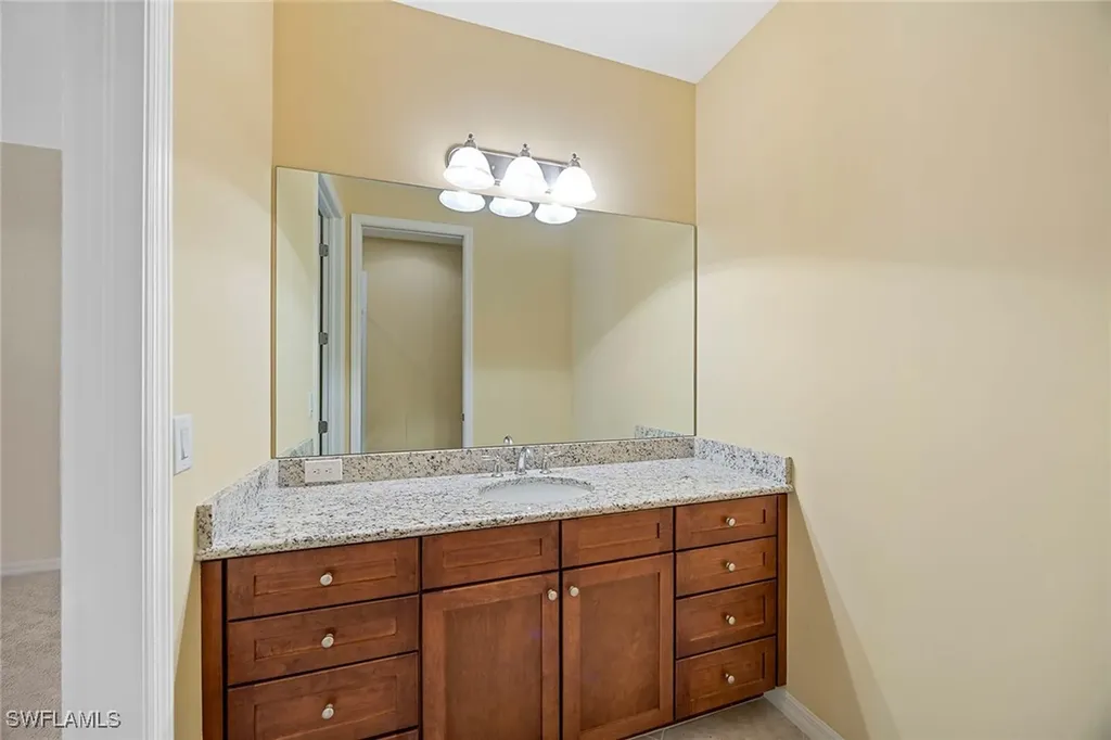 9036 Alturas Street Naples FL 34113