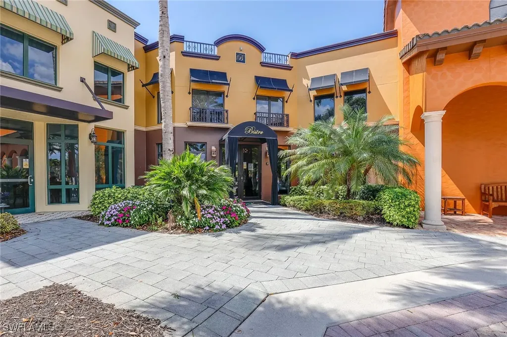 9036 Alturas Street Naples FL 34113
