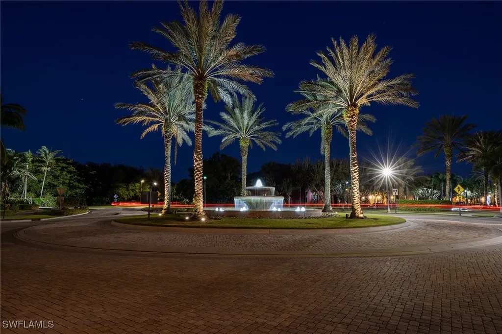 9036 Alturas Street Naples FL 34113