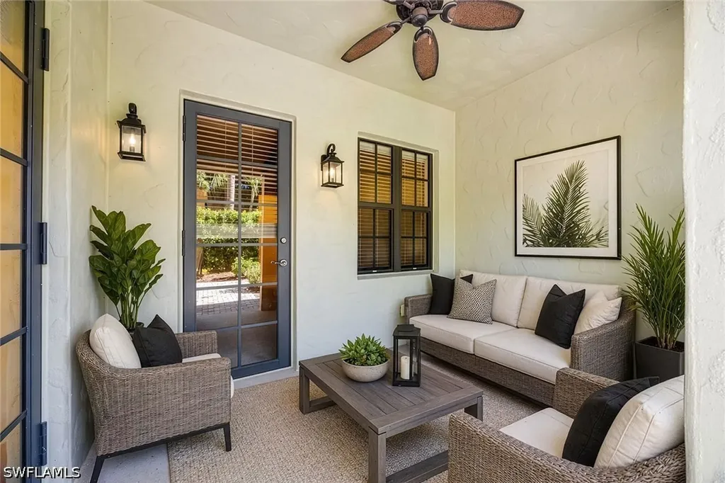 9036 Alturas Street Naples FL 34113