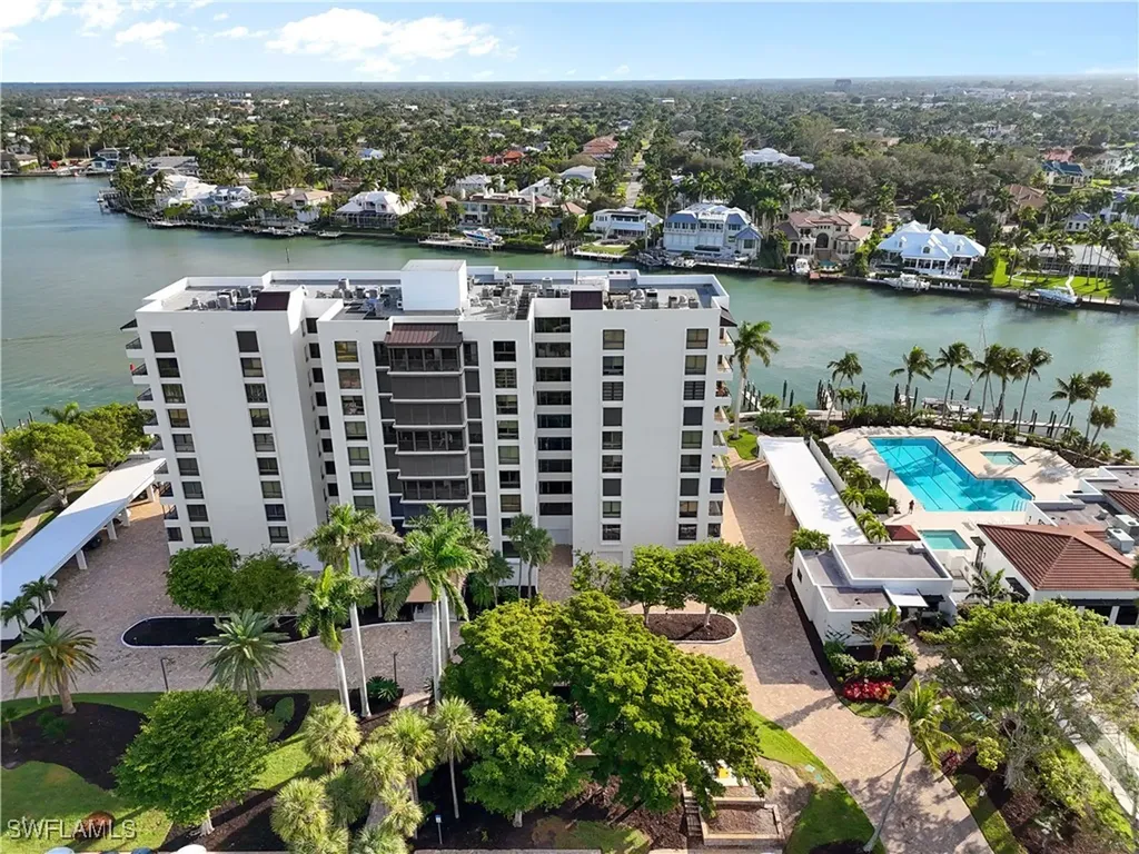 2400 Gulf Shore Boulevard N Naples FL 34103