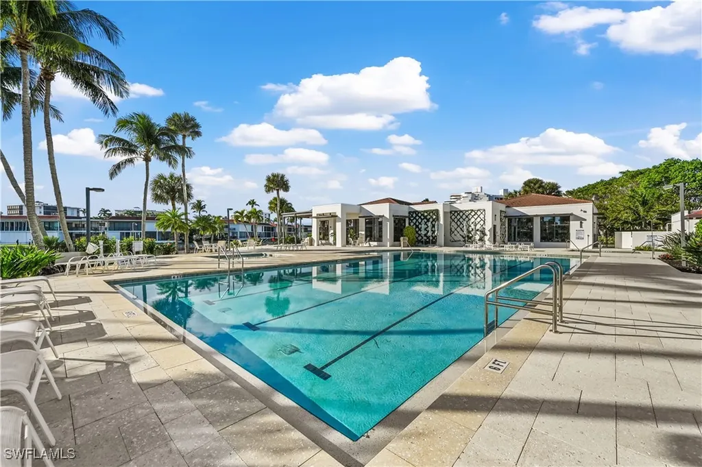 2400 Gulf Shore Boulevard N Naples FL 34103