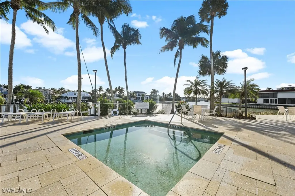 2400 Gulf Shore Boulevard N Naples FL 34103