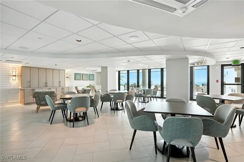 2400 Gulf Shore Boulevard N Naples FL 34103