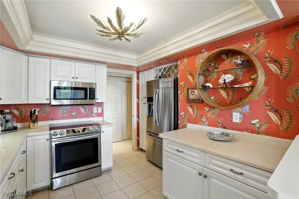 2400 Gulf Shore Boulevard N Naples FL 34103