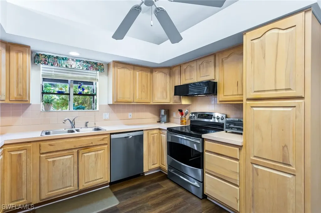 15162 Majorca Bay Drive Naples FL 34110