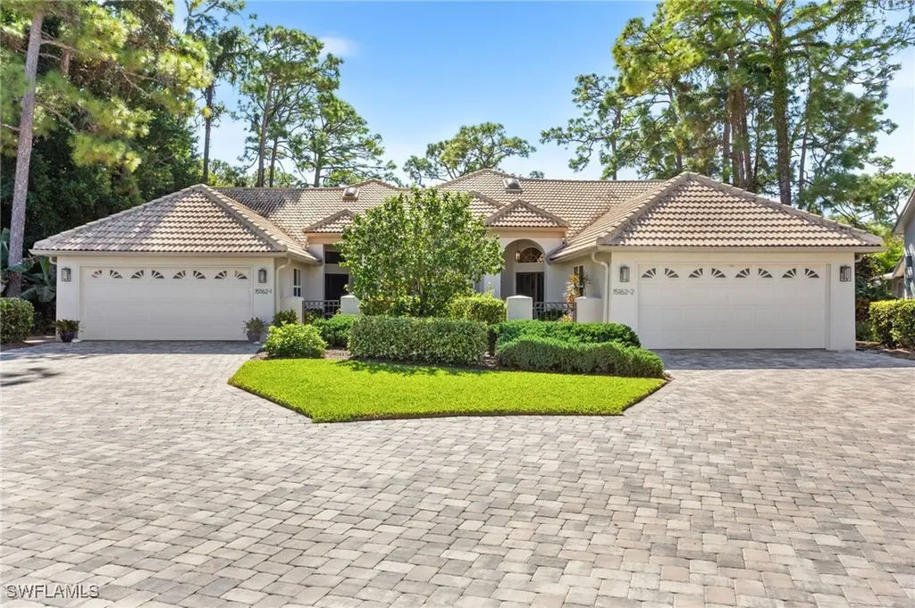 15162 Majorca Bay Drive Naples FL 34110