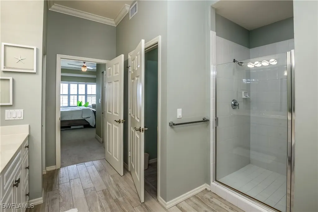 450 Bayfront Place Naples FL 34102