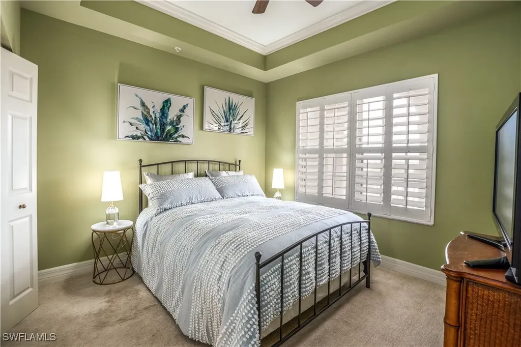 450 Bayfront Place Naples FL 34102