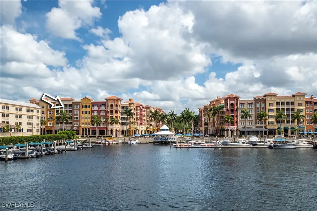 450 Bayfront Place Naples FL 34102