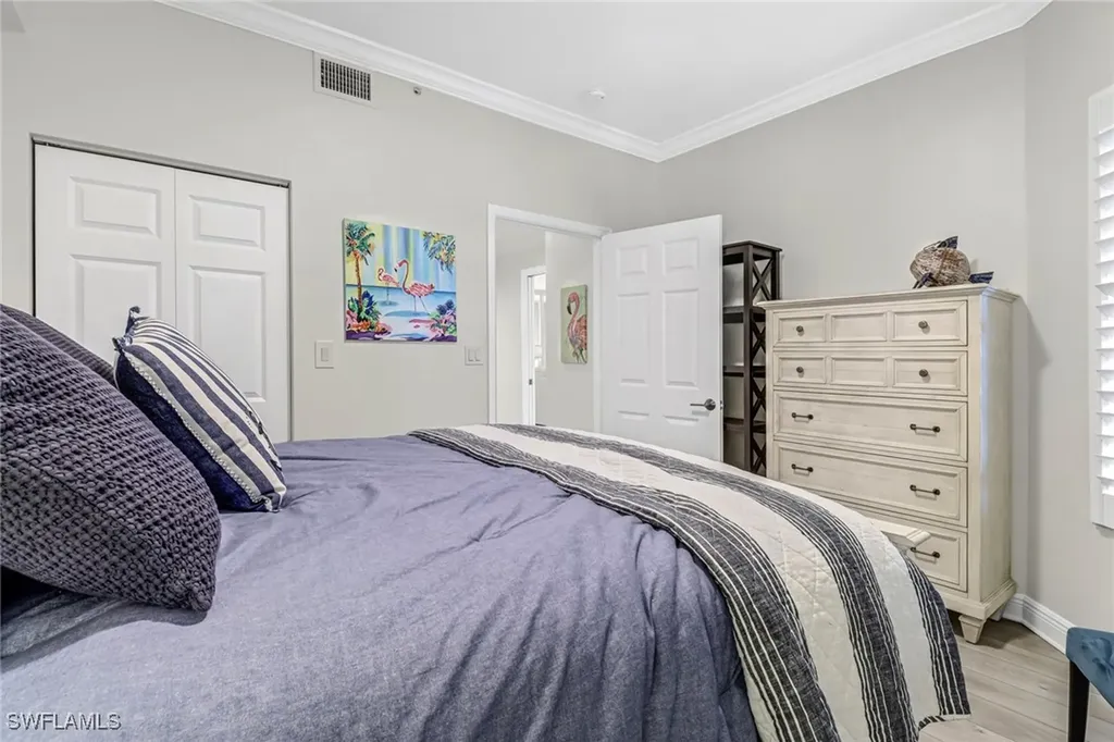 450 Bayfront Place Naples FL 34102