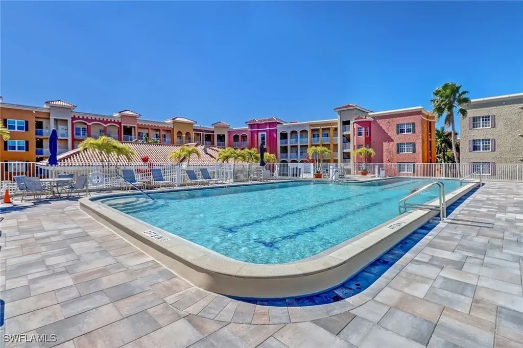 450 Bayfront Place Naples FL 34102