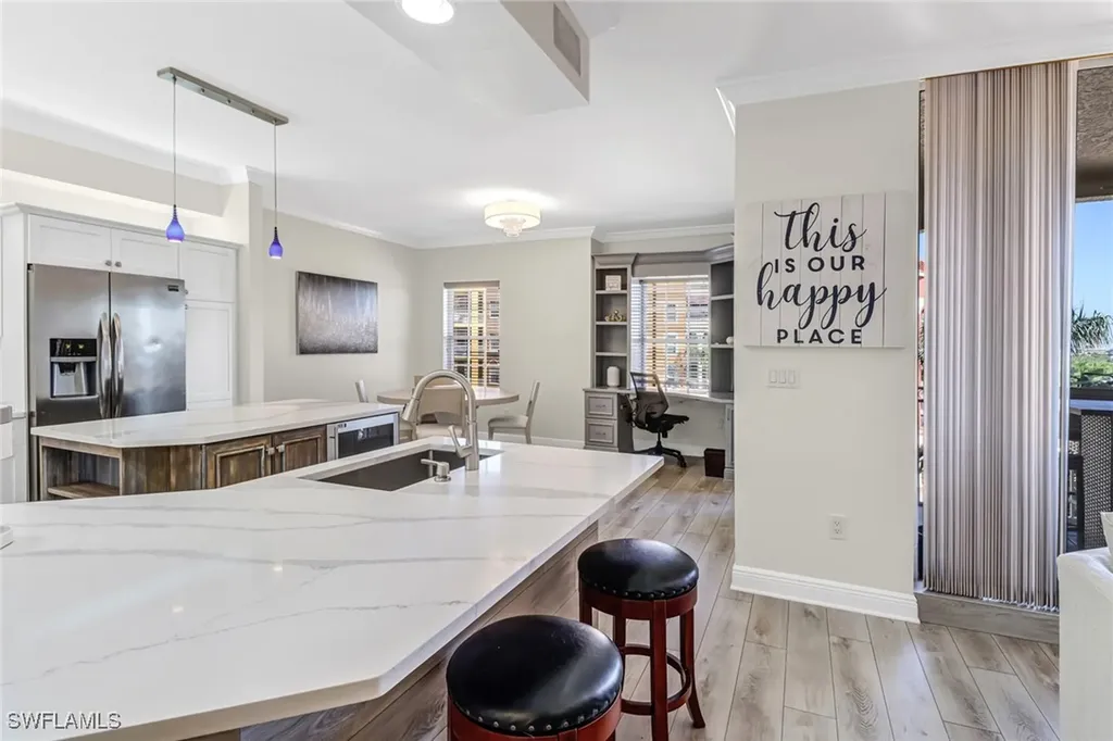 450 Bayfront Place Naples FL 34102