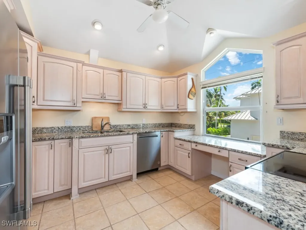 640 2nd Street S Naples FL 34102