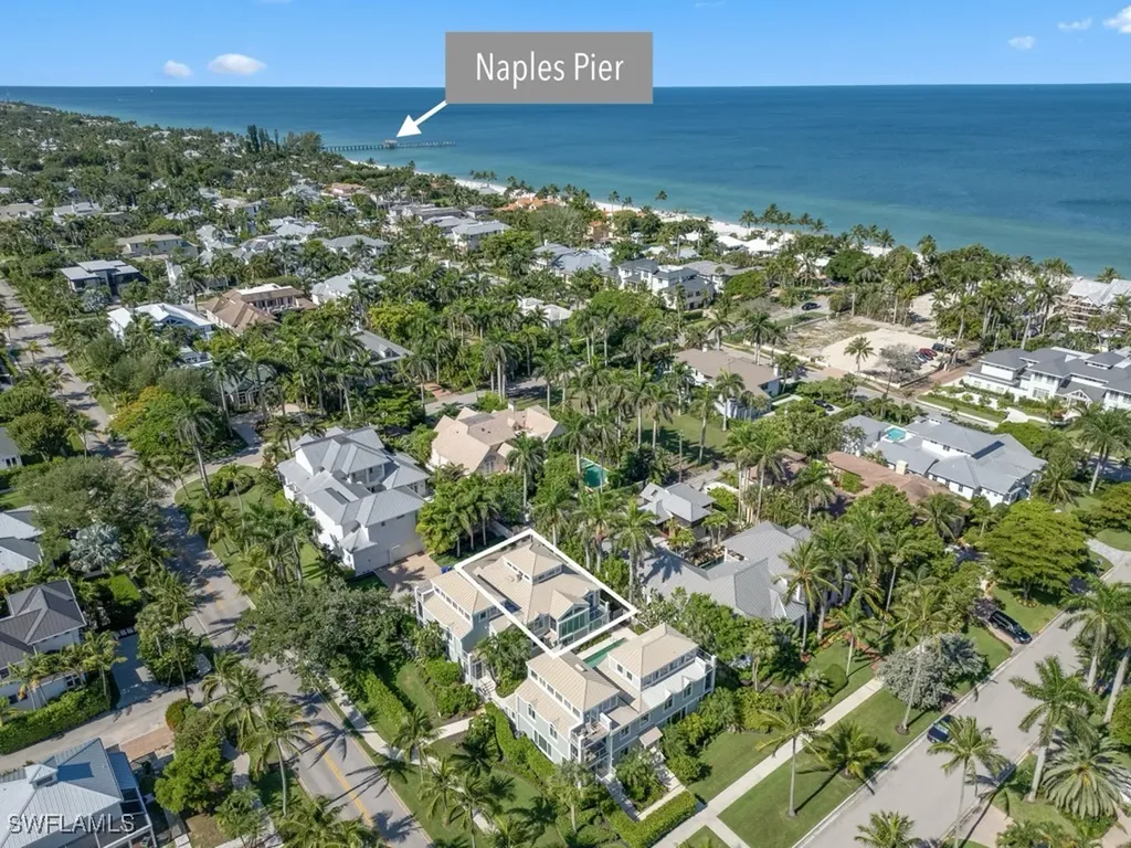 640 2nd Street S Naples FL 34102