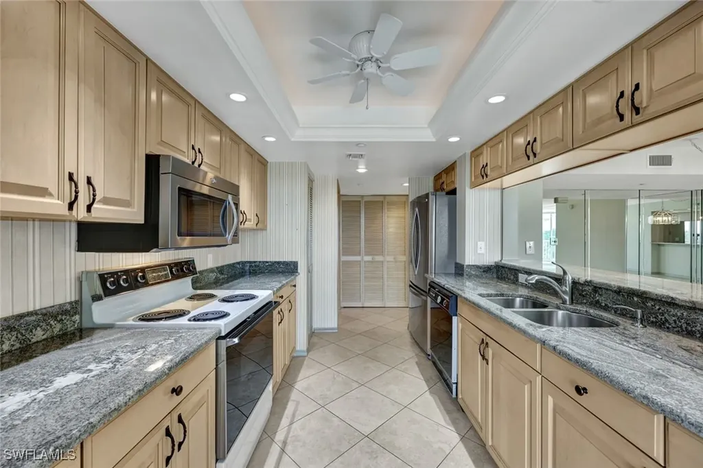 6101 Pelican Bay Boulevard Naples FL 34108