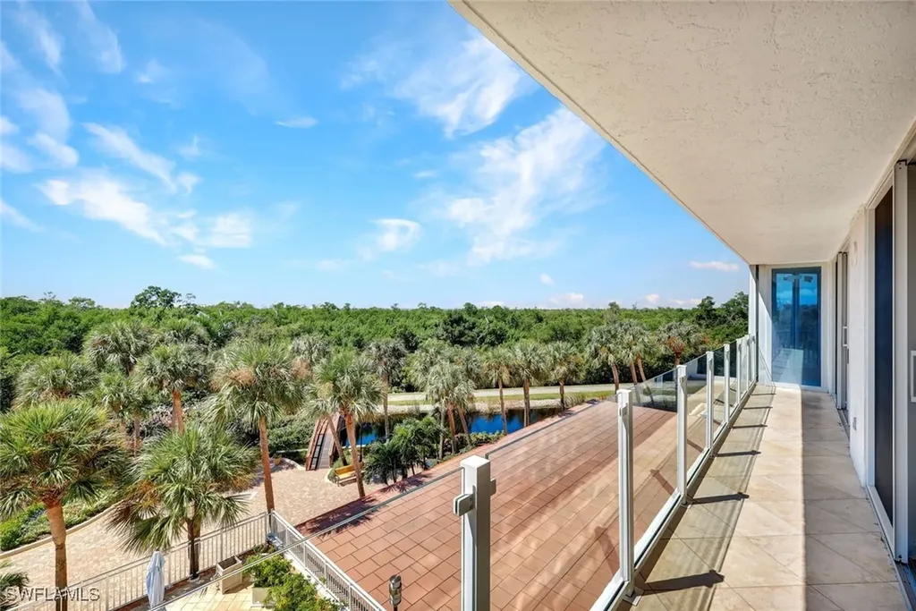 6101 Pelican Bay Boulevard Naples FL 34108