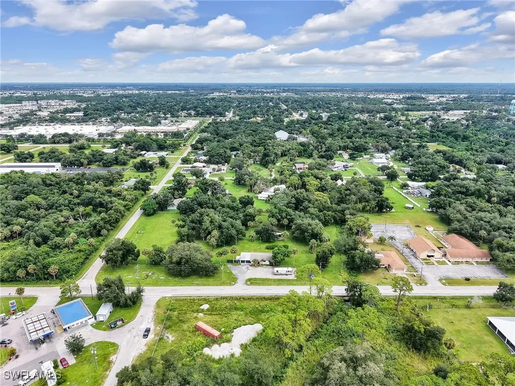 308 Evergreen Road North Fort Myers FL 33903