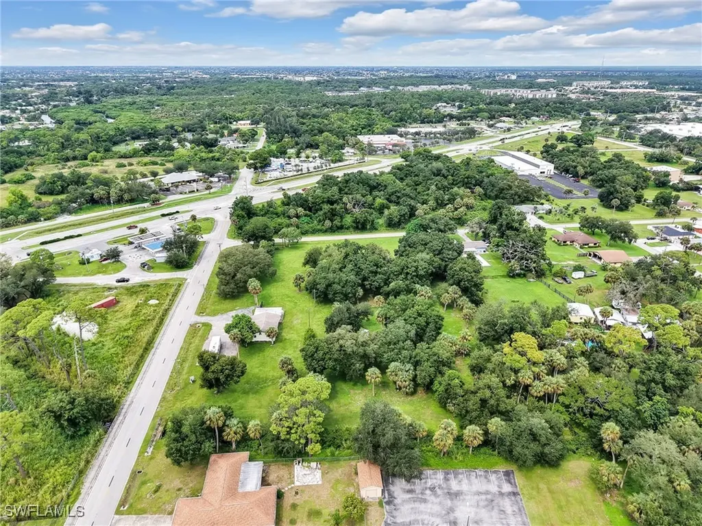 308 Evergreen Road North Fort Myers FL 33903