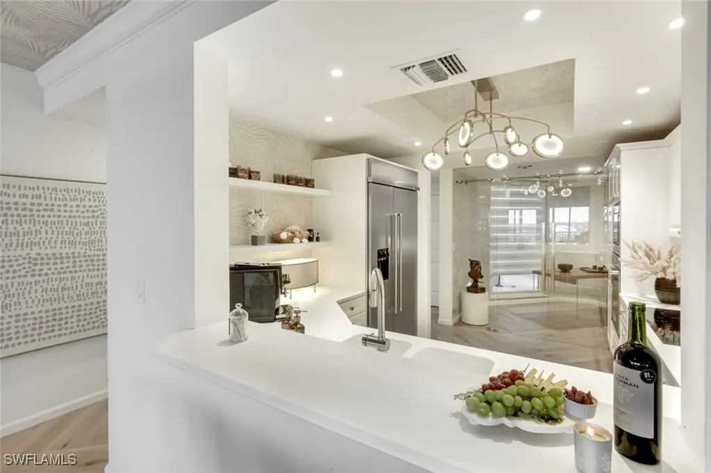 9790 Gulf Shore Drive Naples FL 34108