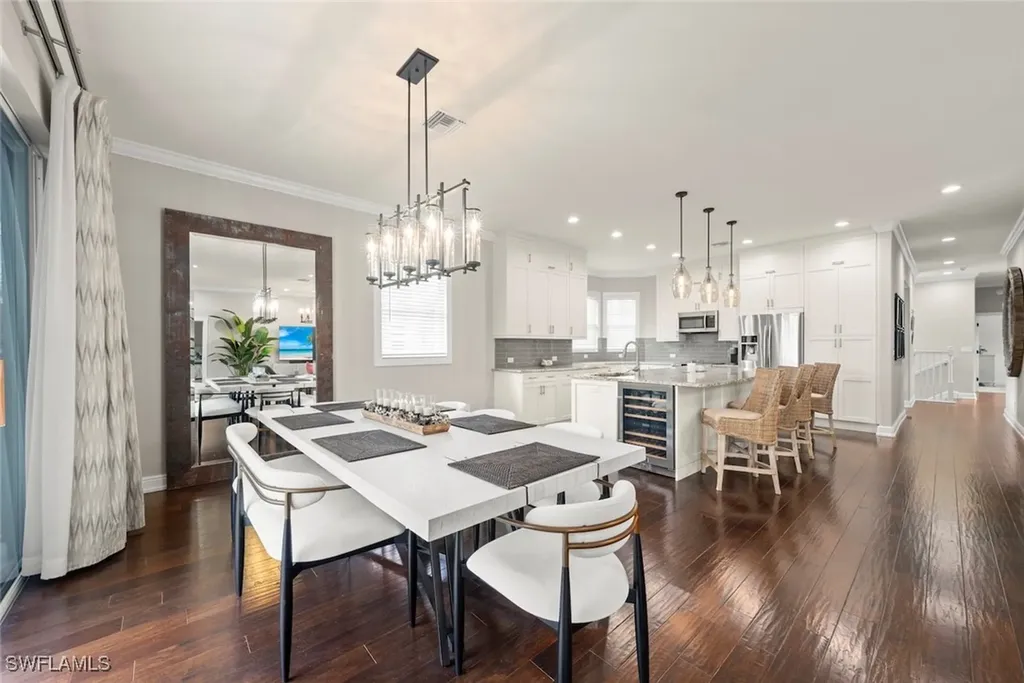 646 Vintage Reserve Circle Naples FL 34119