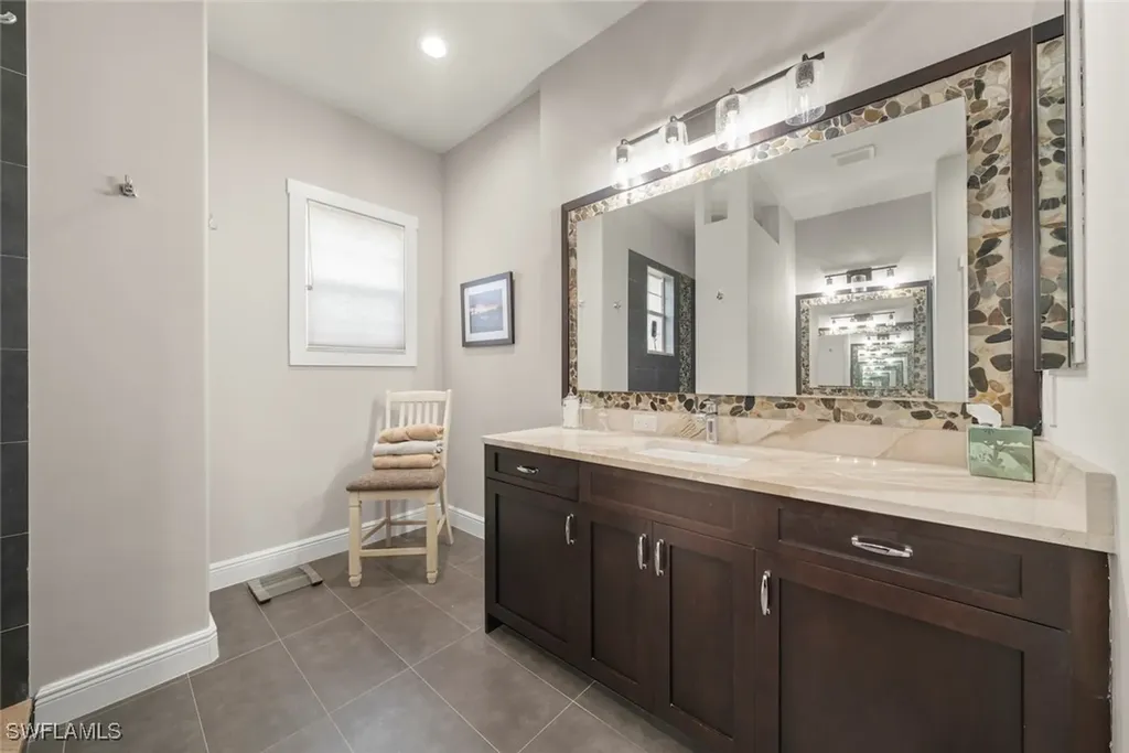 646 Vintage Reserve Circle Naples FL 34119