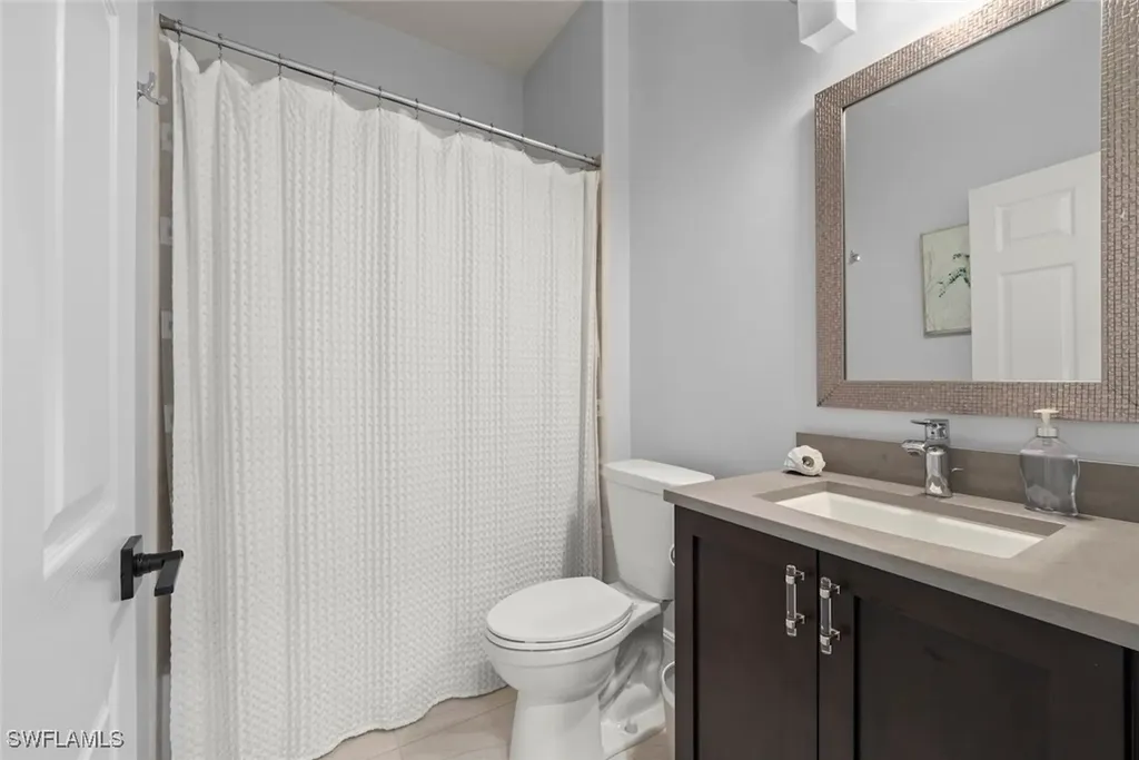 646 Vintage Reserve Circle Naples FL 34119