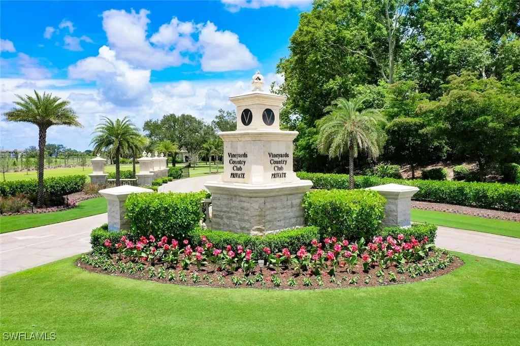 646 Vintage Reserve Circle Naples FL 34119