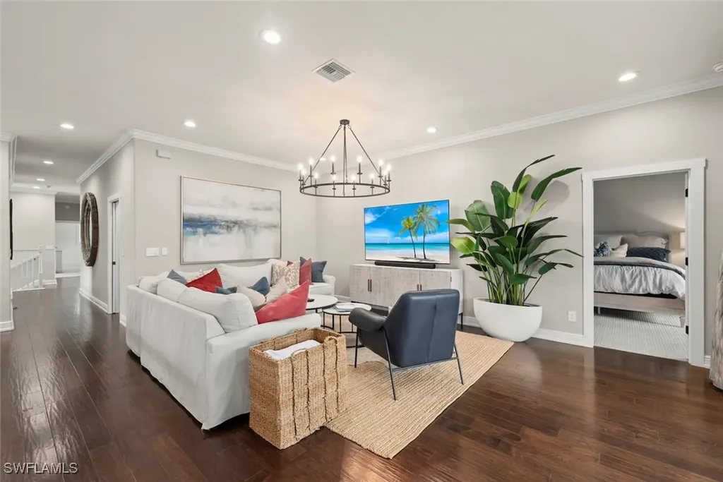 646 Vintage Reserve Circle Naples FL 34119