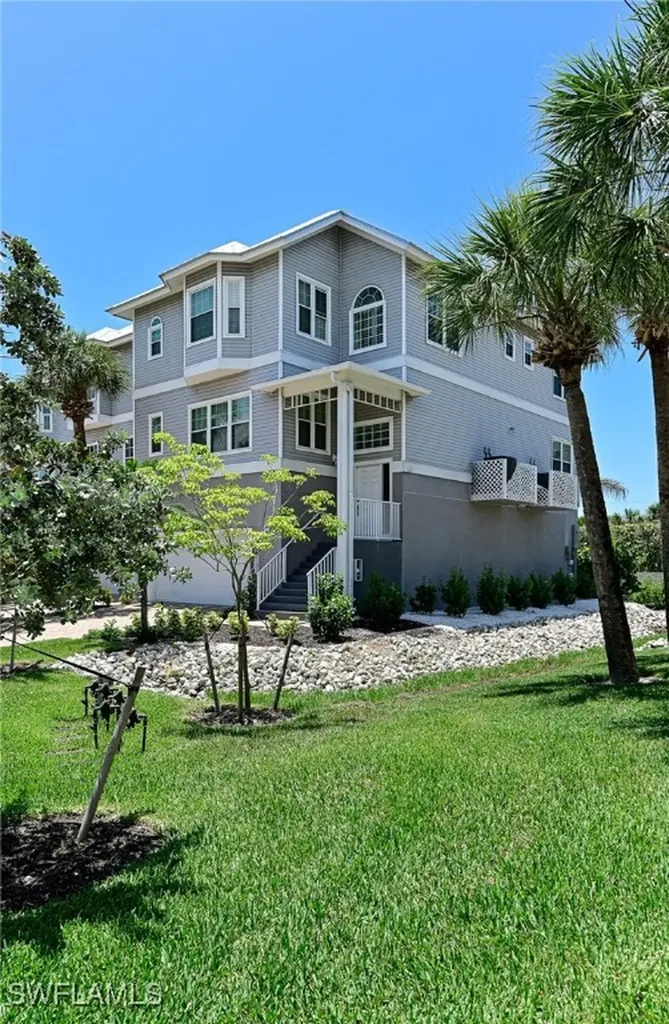 117 Barefoot Circle Bonita Springs FL 34134