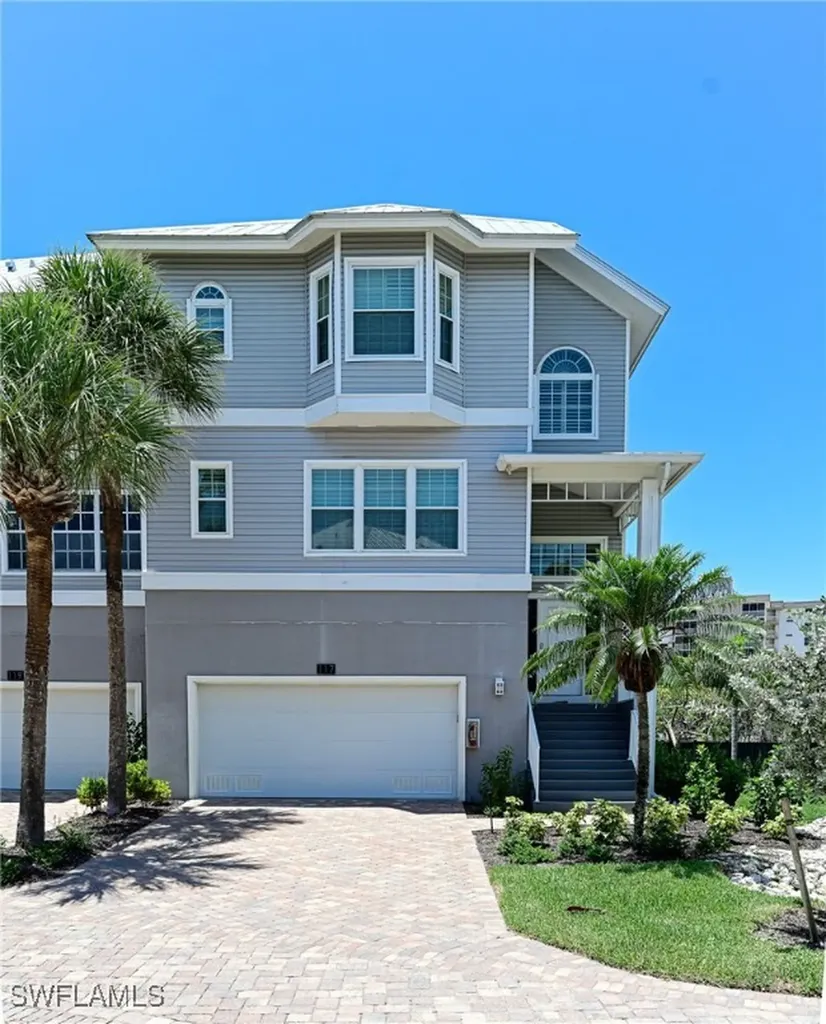 117 Barefoot Circle Bonita Springs FL 34134