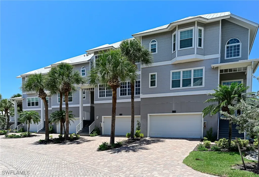 117 Barefoot Circle Bonita Springs FL 34134