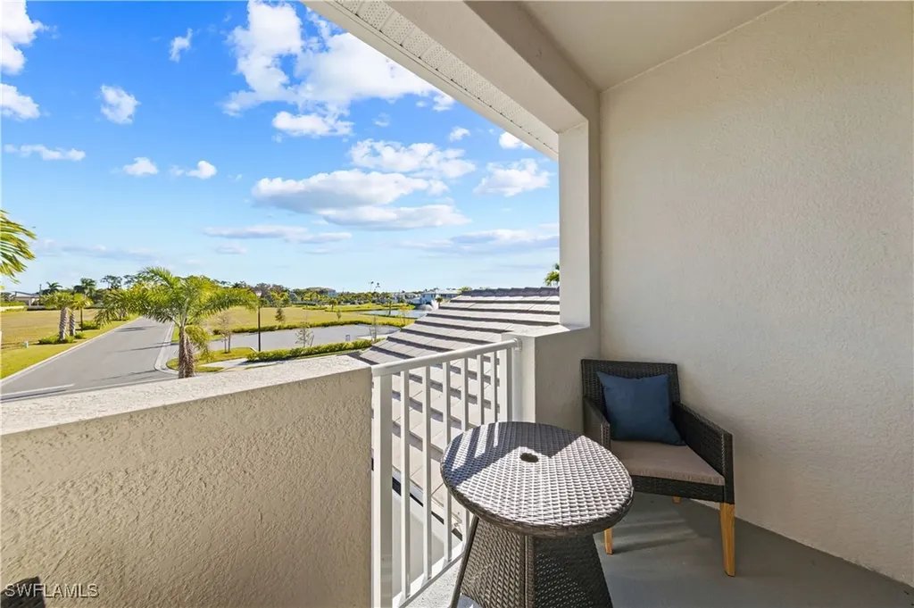 4563 Arboretum Circle Naples FL 34112