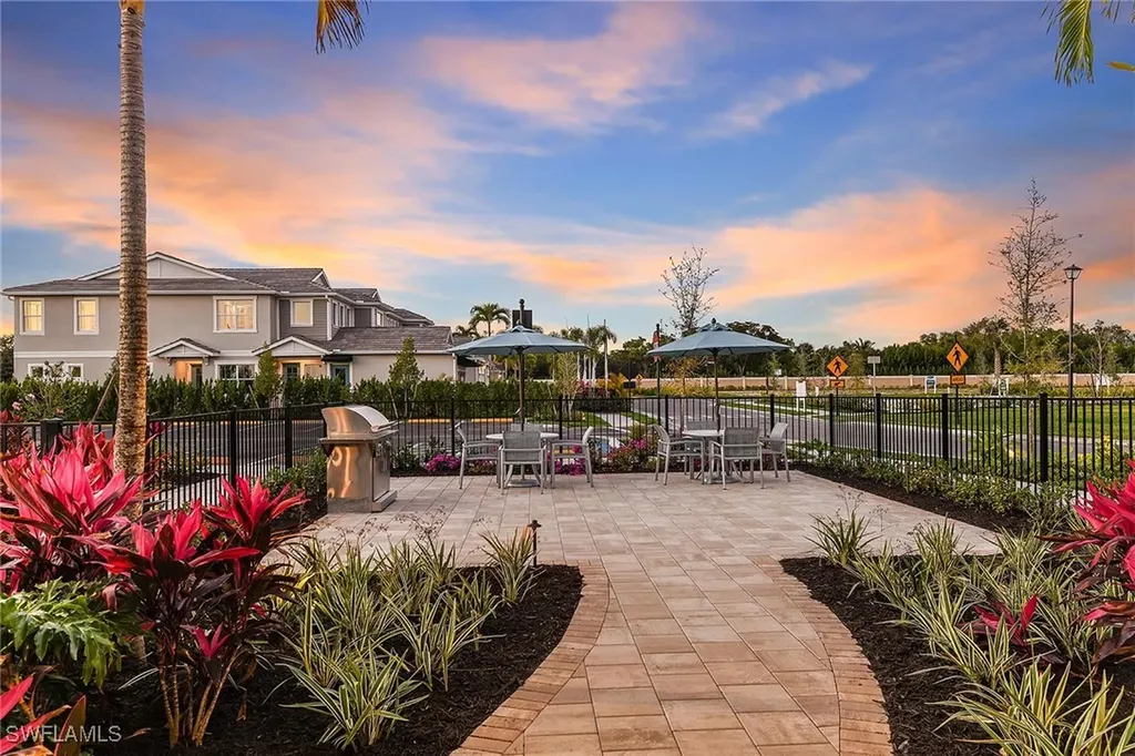 4563 Arboretum Circle Naples FL 34112