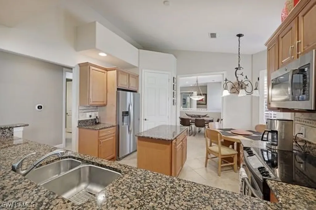 19600 Marino Lake Circle Miromar Lakes FL 33913