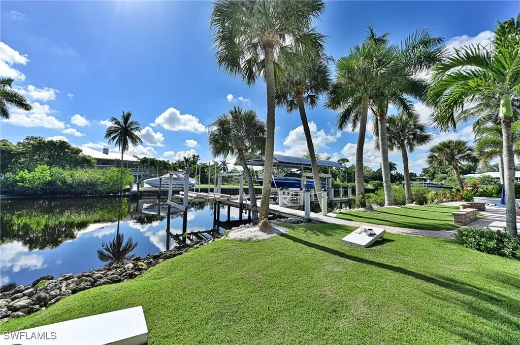 27191 Del Lane Bonita Springs FL 34135