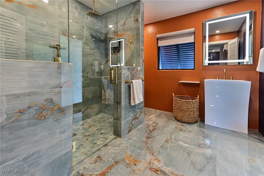 27191 Del Lane Bonita Springs FL 34135