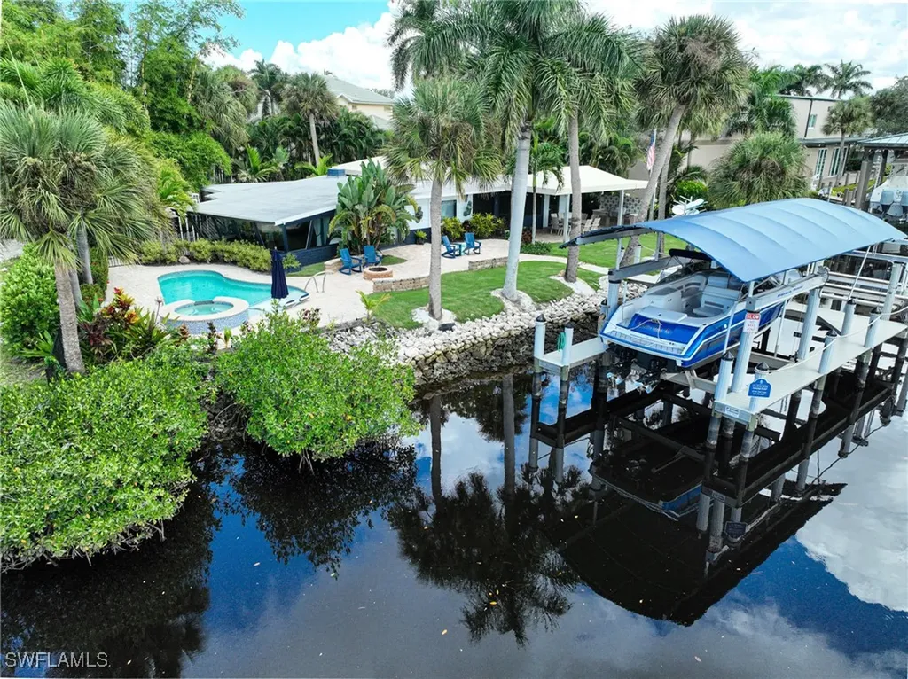 27191 Del Lane Bonita Springs FL 34135