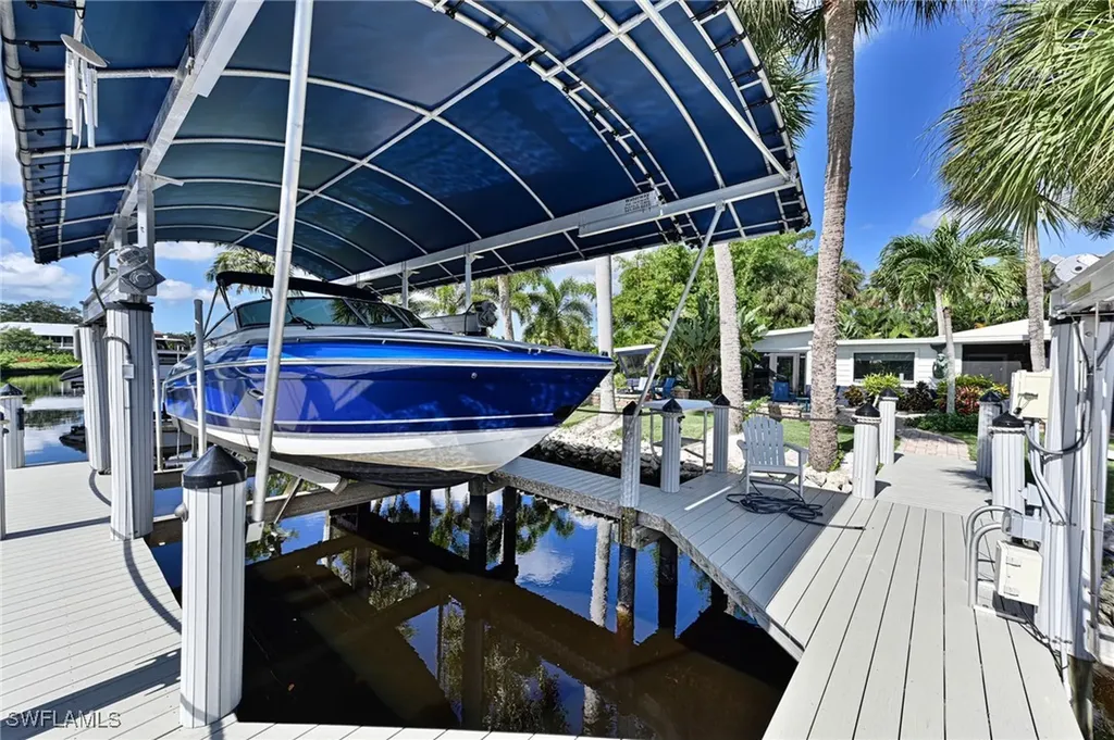 27191 Del Lane Bonita Springs FL 34135