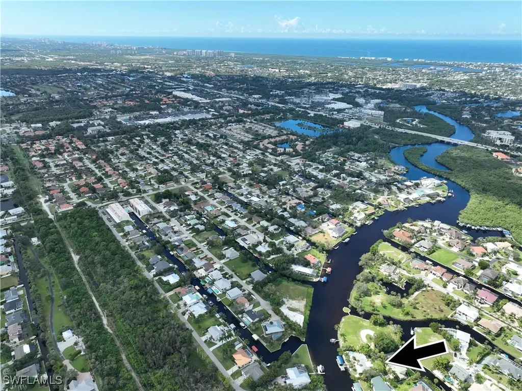 27191 Del Lane Bonita Springs FL 34135