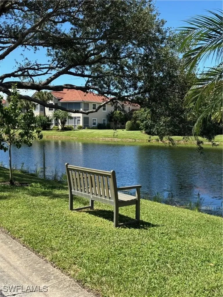 6225 Bellerive Avenue Naples FL 34119