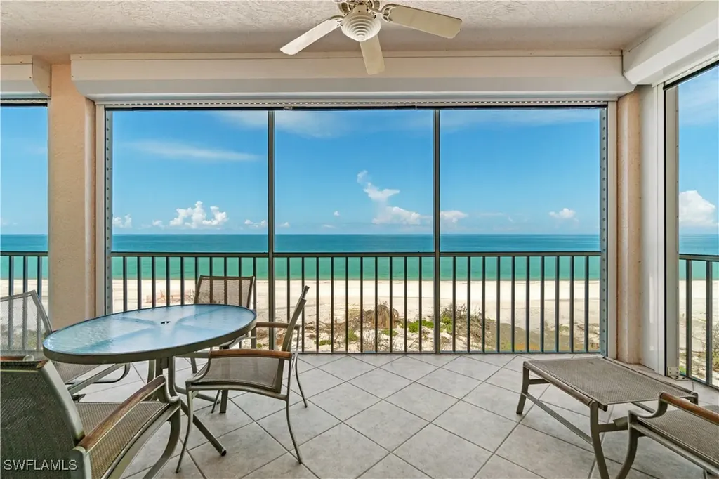 Bonita Springs FL, 267 Barefoot Beach Boulevard, Unit 303