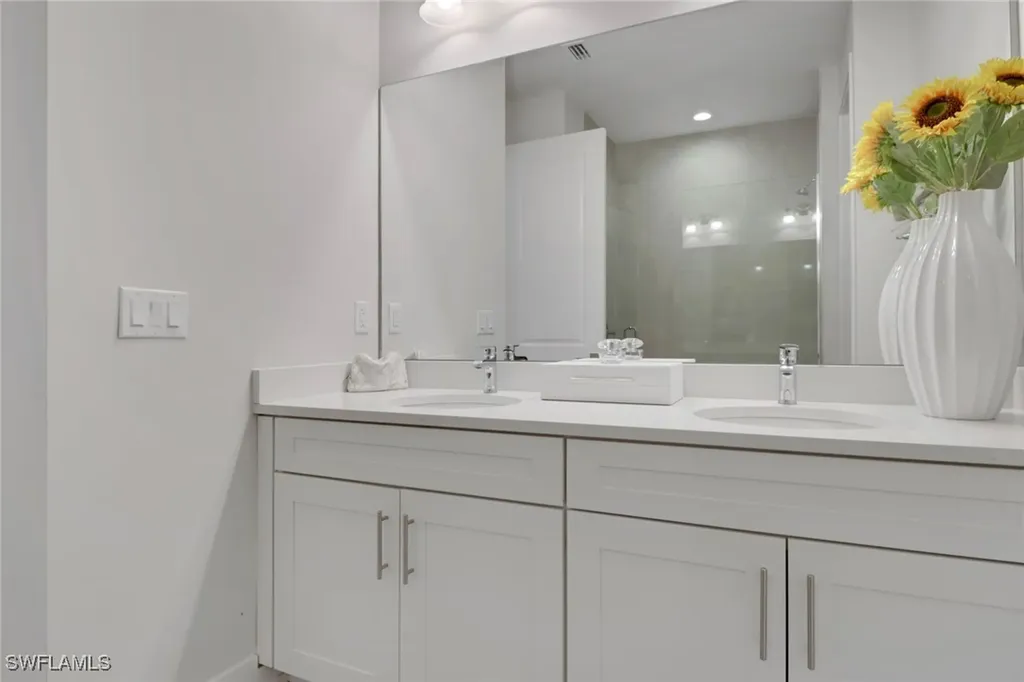 12973 Pembroke Drive Naples FL 34105
