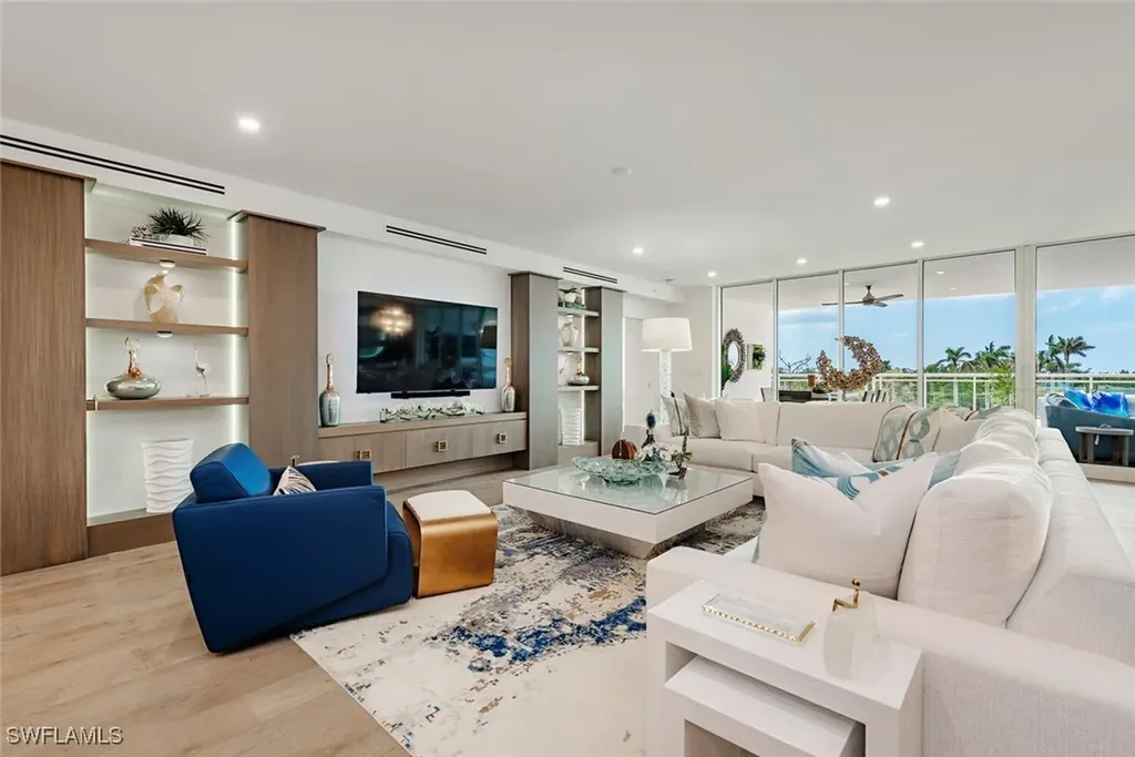 13945 Old Coast Road Naples FL 34110