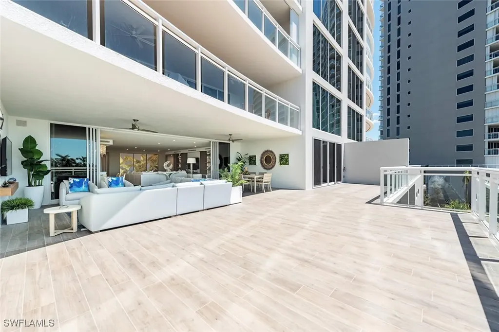 13945 Old Coast Road Naples FL 34110