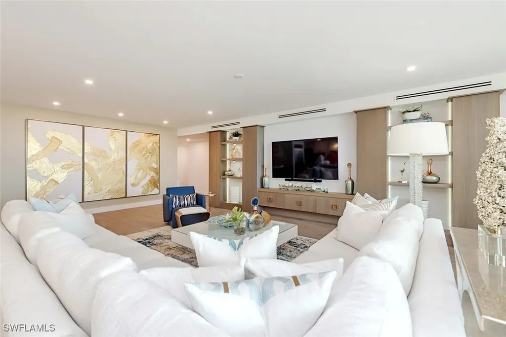 13945 Old Coast Road Naples FL 34110