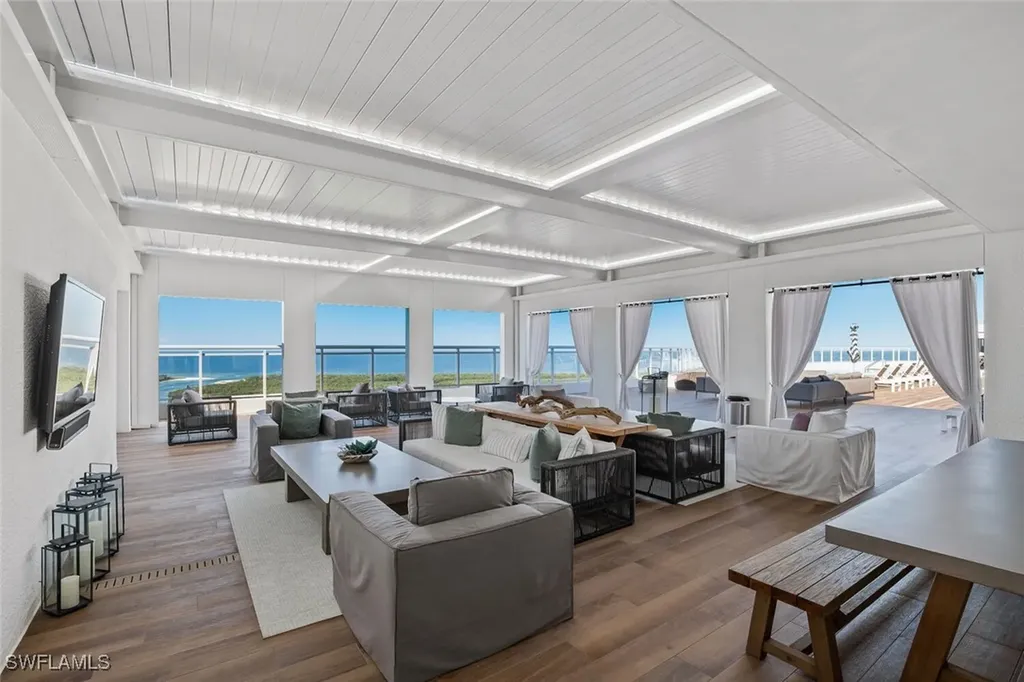 13945 Old Coast Road Naples FL 34110