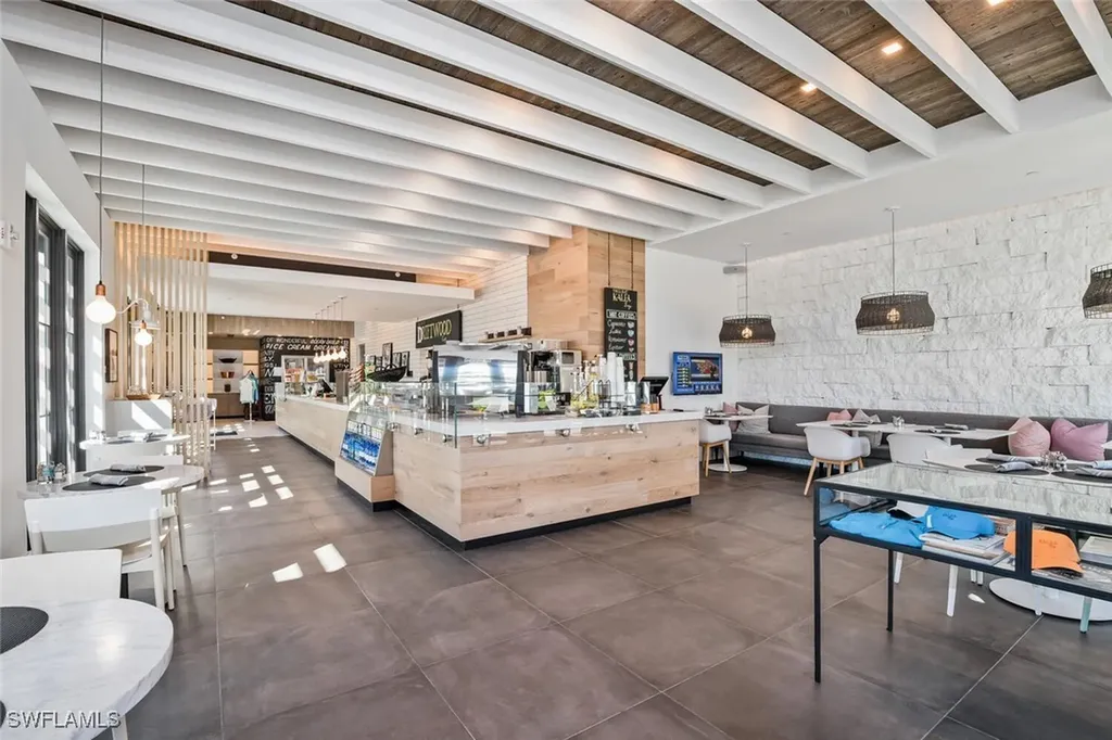 13945 Old Coast Road Naples FL 34110