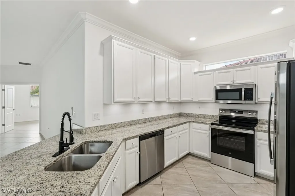 1751 Alameda Drive Naples FL 34120