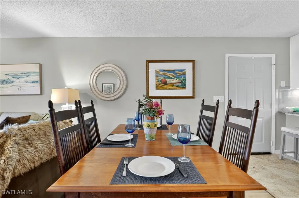 2142 Arbour Walk Circle Naples FL 34109